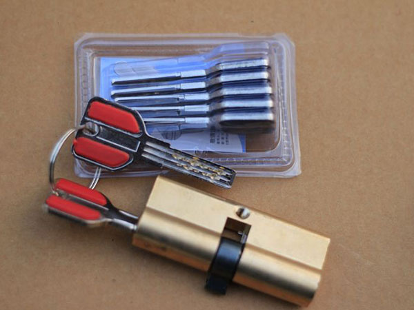 瓜州24小时上门开锁公司